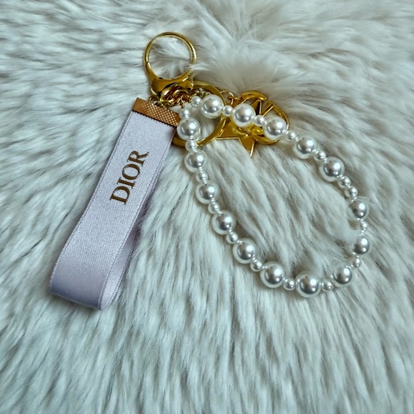 Dior Key Chain - Picture 6 of 6